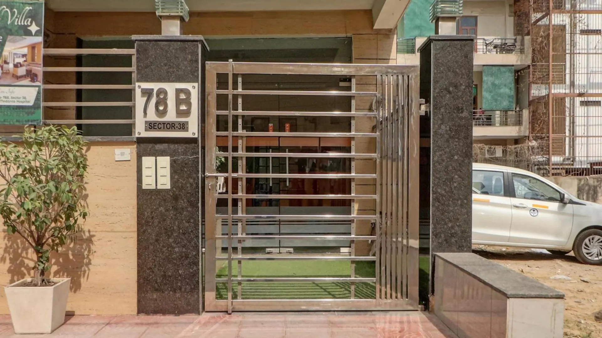 Oyo The Indian Hotel Gurgaon